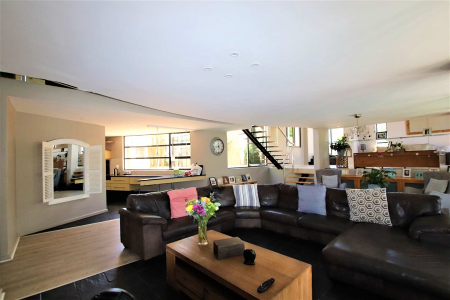 5 Bedroom Property for Sale in Umhlanga KwaZulu-Natal