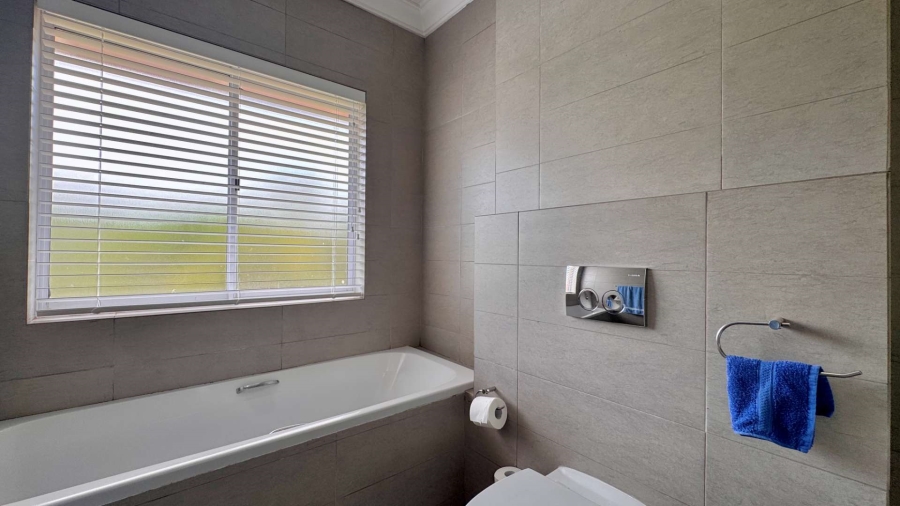 To Let 3 Bedroom Property for Rent in Kindlewood Estate KwaZulu-Natal