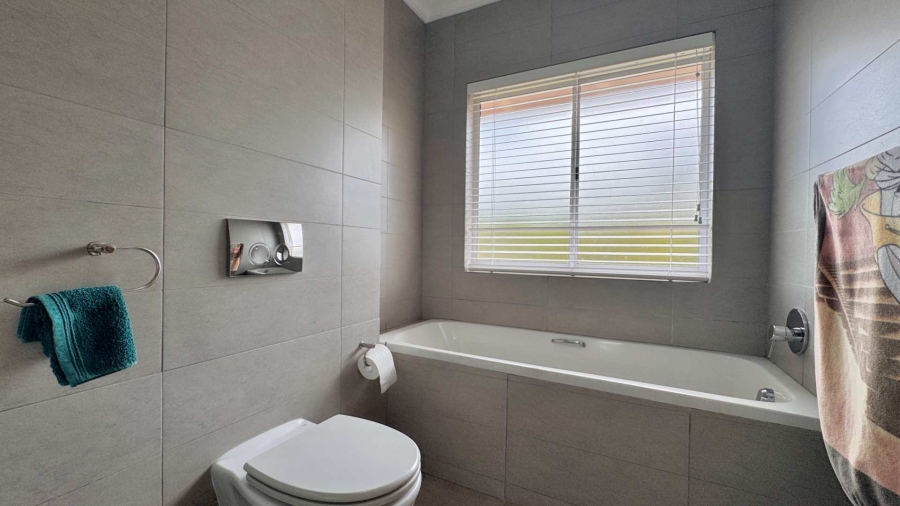 To Let 3 Bedroom Property for Rent in Kindlewood Estate KwaZulu-Natal