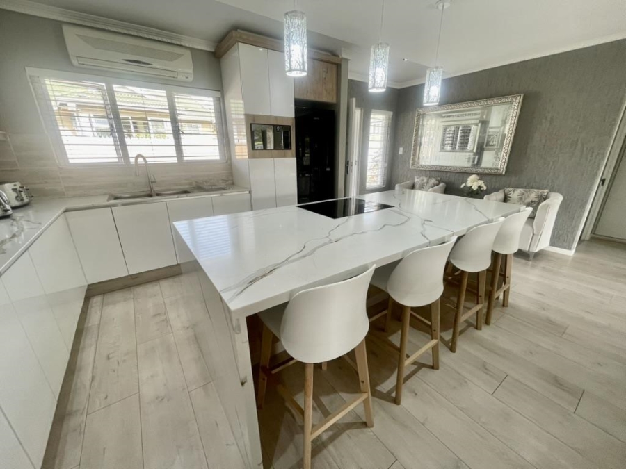 To Let 3 Bedroom Property for Rent in Mount Edgecombe KwaZulu-Natal