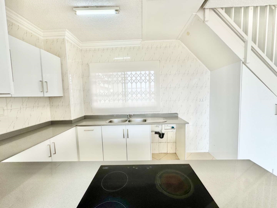 To Let 3 Bedroom Property for Rent in Umhlanga Ridge KwaZulu-Natal