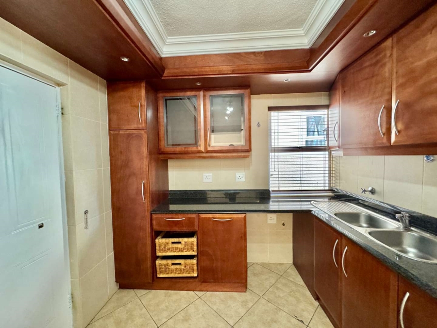 To Let 3 Bedroom Property for Rent in La Lucia KwaZulu-Natal