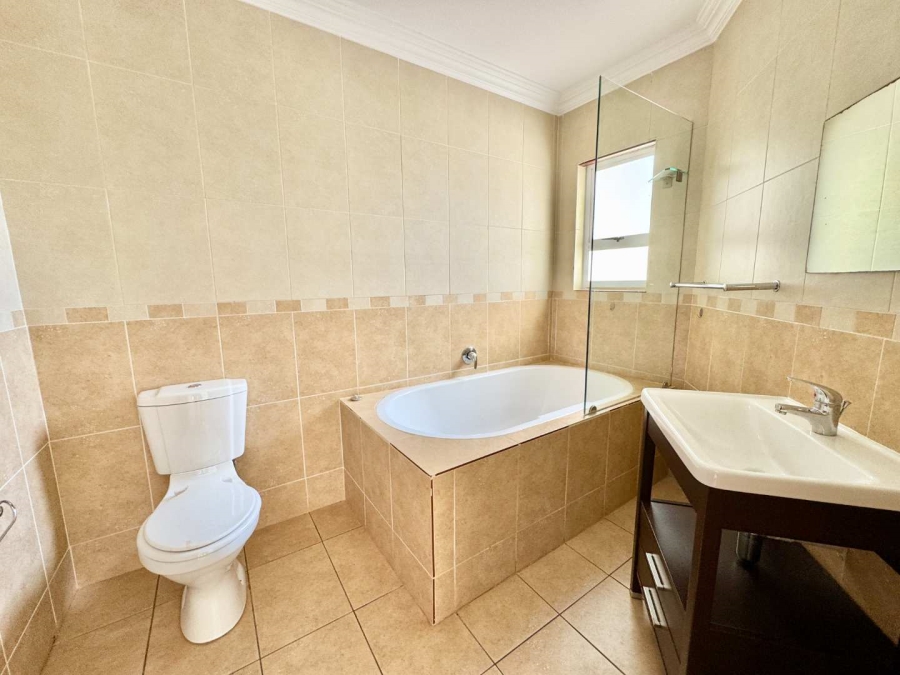 To Let 3 Bedroom Property for Rent in La Lucia KwaZulu-Natal