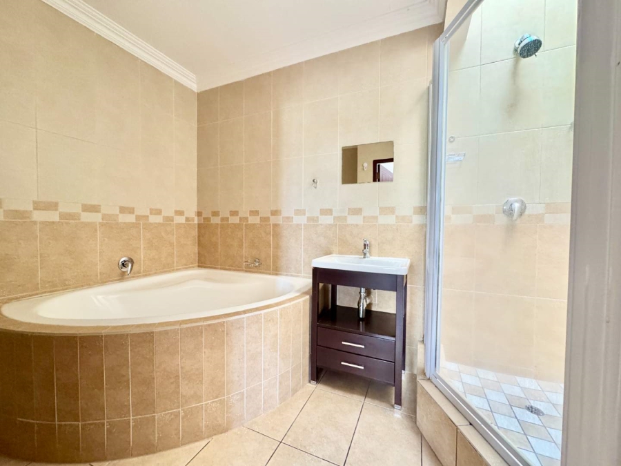 To Let 3 Bedroom Property for Rent in La Lucia KwaZulu-Natal