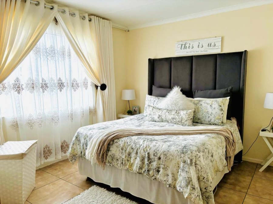 2 Bedroom Property for Sale in Hyde Park KwaZulu-Natal