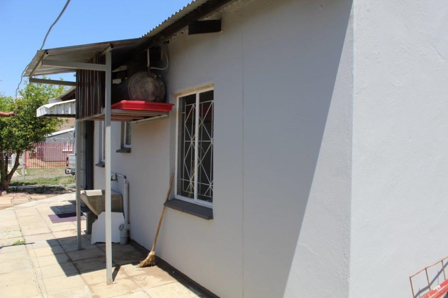 2 Bedroom Property for Sale in Acaciaville KwaZulu-Natal