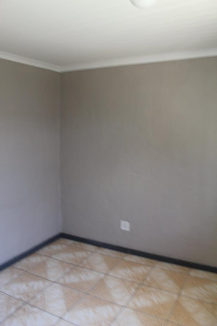 2 Bedroom Property for Sale in Acaciaville KwaZulu-Natal