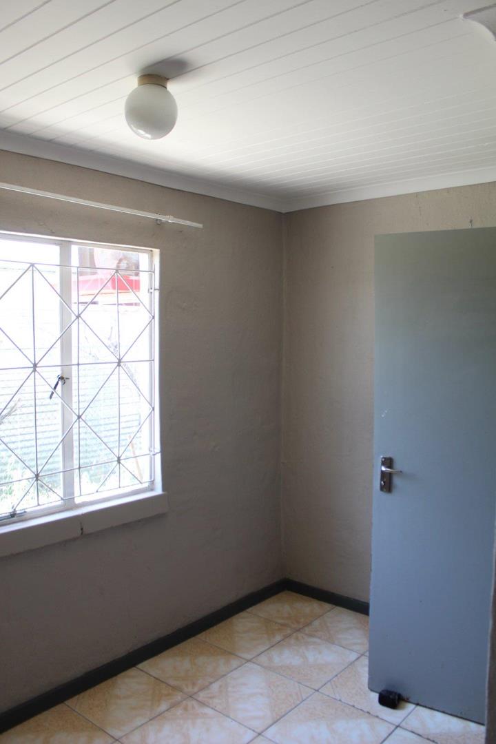 2 Bedroom Property for Sale in Acaciaville KwaZulu-Natal