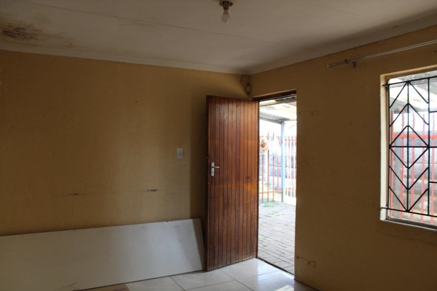 2 Bedroom Property for Sale in Acaciaville KwaZulu-Natal