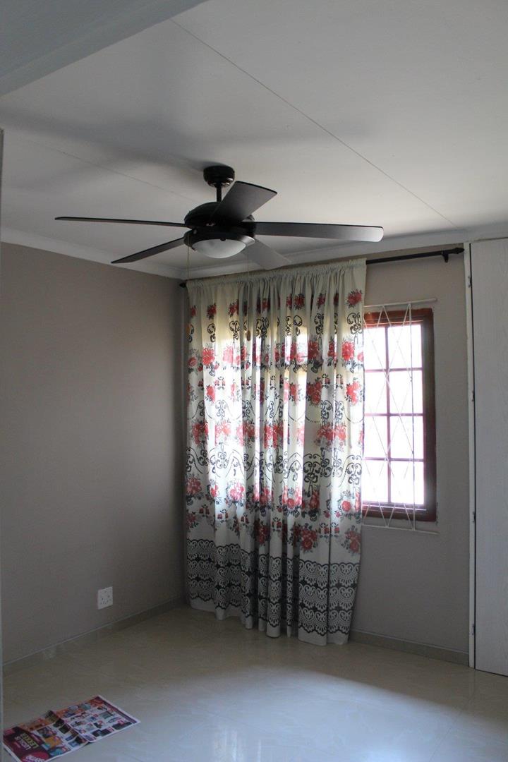 3 Bedroom Property for Sale in Acaciaville KwaZulu-Natal