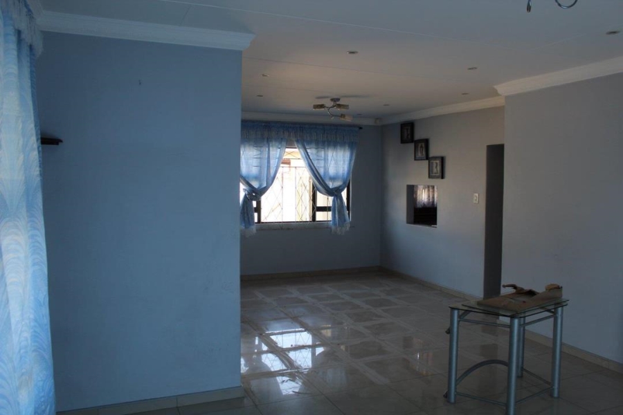 3 Bedroom Property for Sale in Acaciaville KwaZulu-Natal