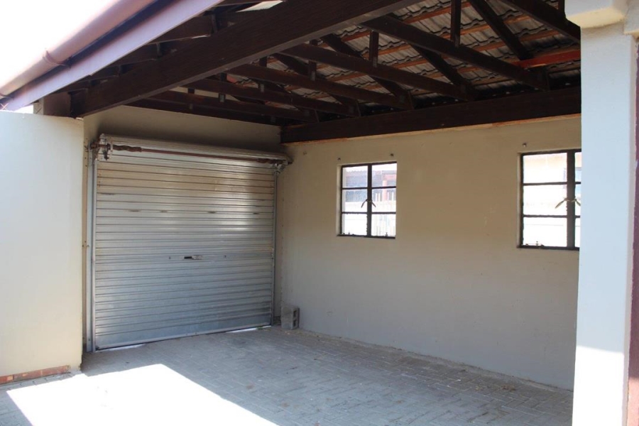 3 Bedroom Property for Sale in Acaciaville KwaZulu-Natal