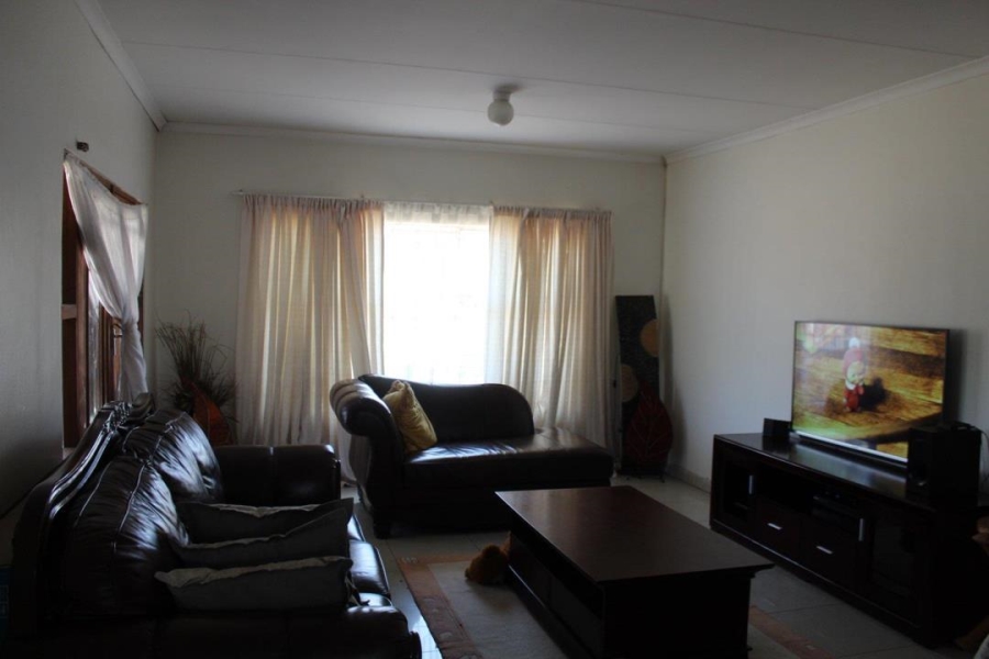 3 Bedroom Property for Sale in Rose Park KwaZulu-Natal