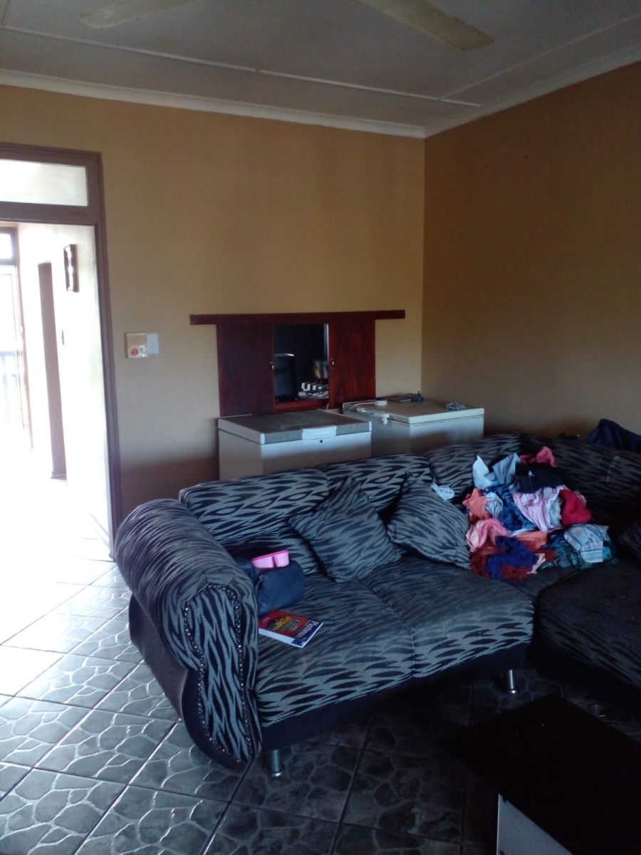 2 Bedroom Property for Sale in Hibberdene KwaZulu-Natal