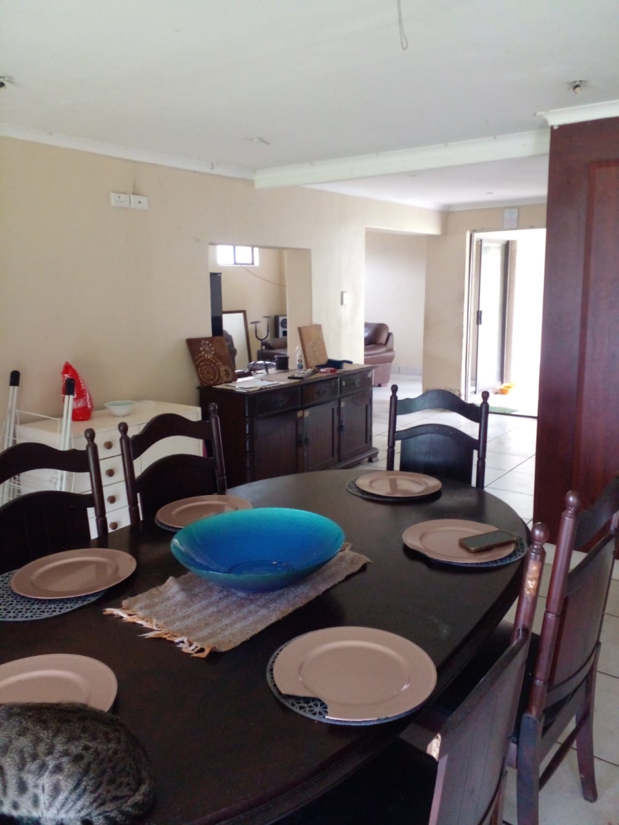 3 Bedroom Property for Sale in Margate KwaZulu-Natal