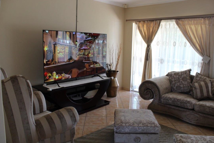 3 Bedroom Property for Sale in Modelkloof KwaZulu-Natal