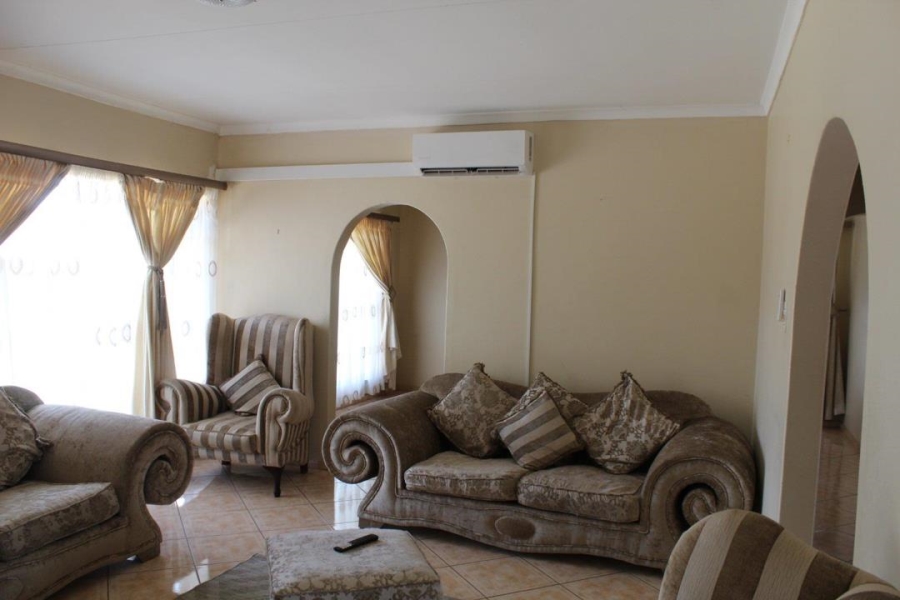 3 Bedroom Property for Sale in Modelkloof KwaZulu-Natal