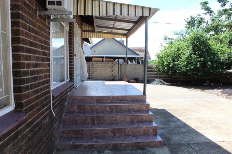 3 Bedroom Property for Sale in Modelkloof KwaZulu-Natal