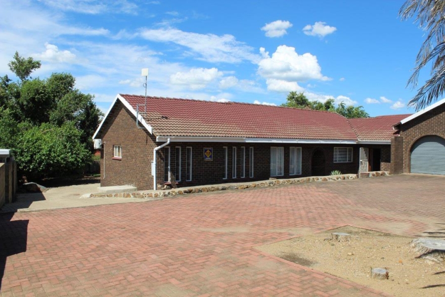 3 Bedroom Property for Sale in Modelkloof KwaZulu-Natal