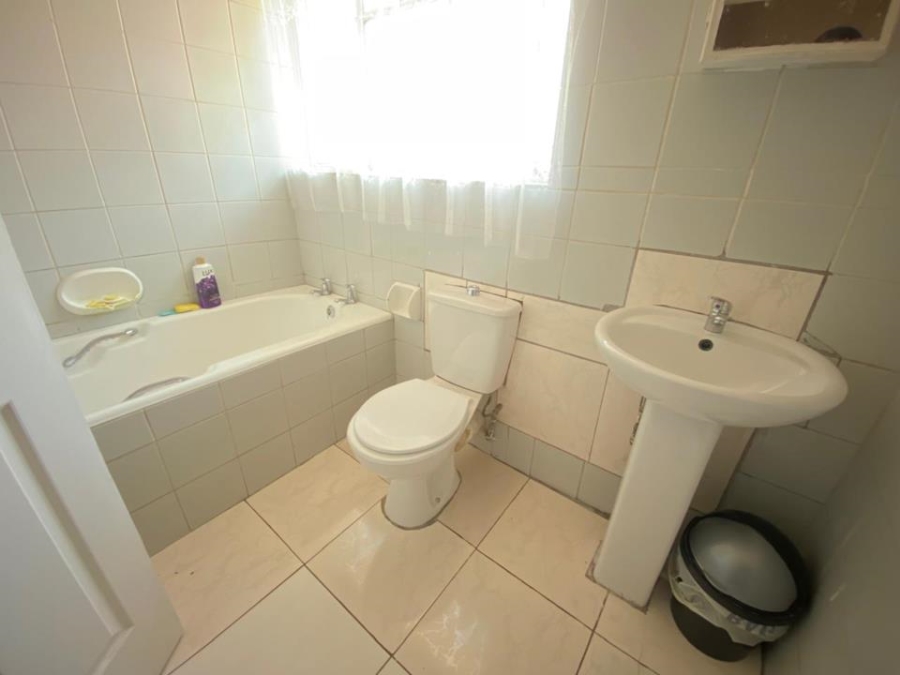 3 Bedroom Property for Sale in Van Riebeeck Park KwaZulu-Natal