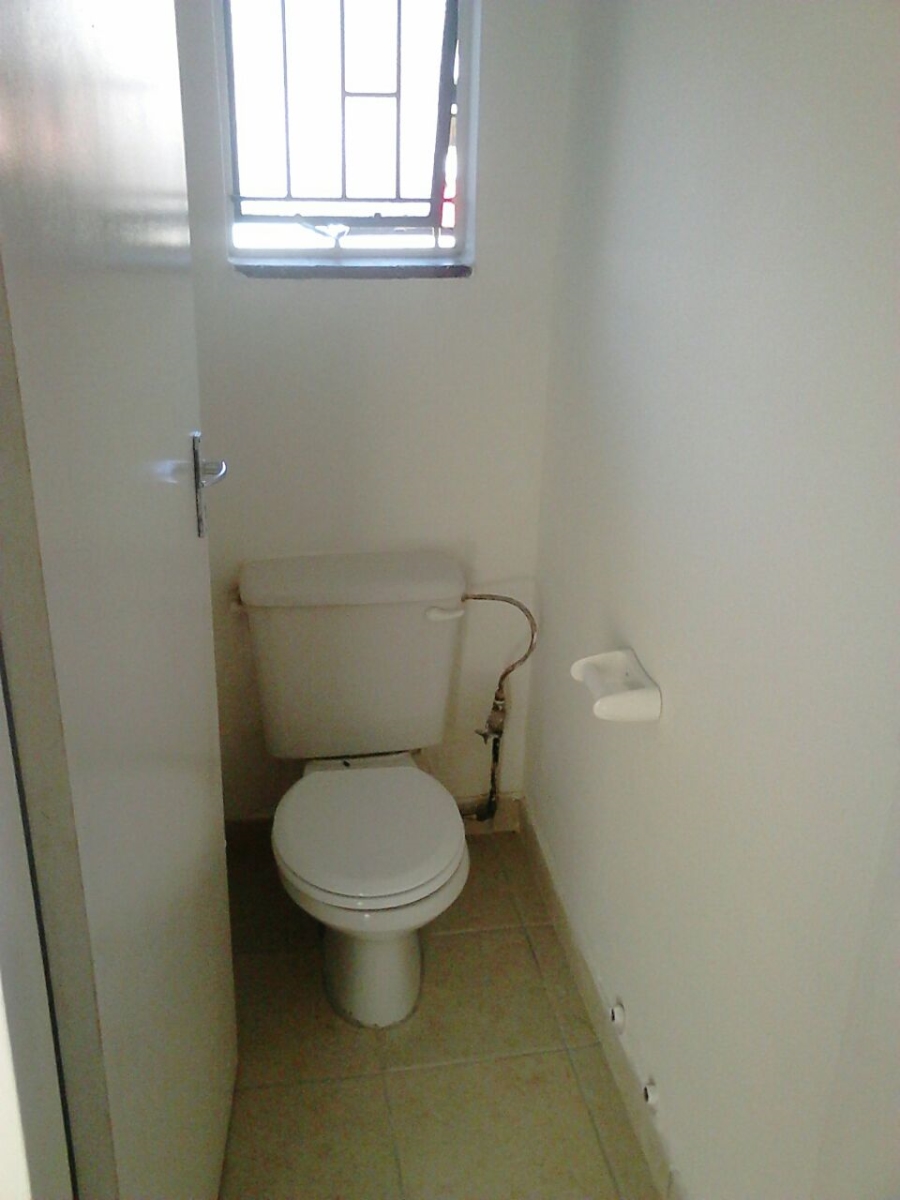 1 Bedroom Property for Sale in Ladysmith Central KwaZulu-Natal