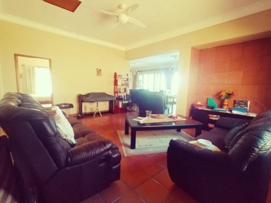 5 Bedroom Property for Sale in Margate KwaZulu-Natal