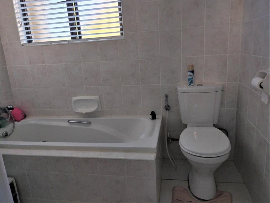 4 Bedroom Property for Sale in St Michaels On Sea KwaZulu-Natal