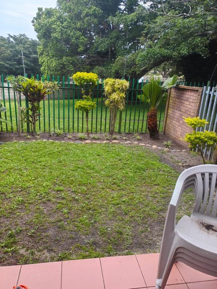 To Let 2 Bedroom Property for Rent in Meer En See KwaZulu-Natal