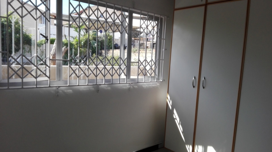 To Let 2 Bedroom Property for Rent in Havenside KwaZulu-Natal
