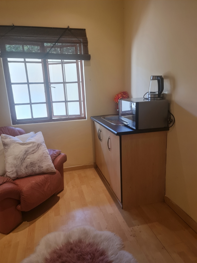 To Let 1 Bedroom Property for Rent in Montrose KwaZulu-Natal