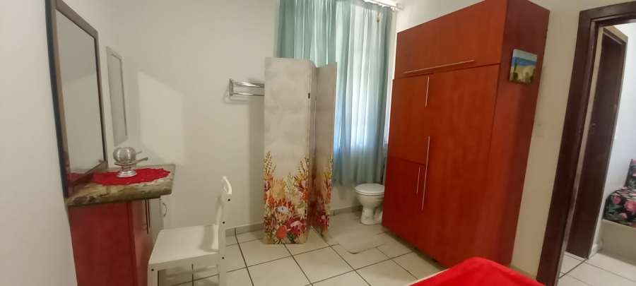 2 Bedroom Property for Sale in Manaba Beach KwaZulu-Natal