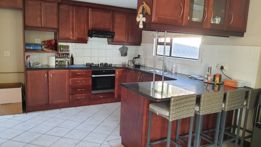 To Let 3 Bedroom Property for Rent in La Lucia Ridge KwaZulu-Natal