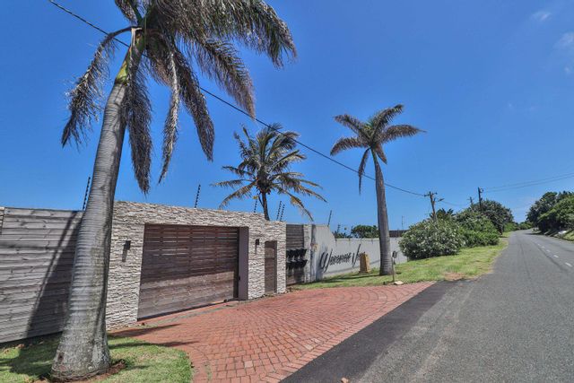 3 Bedroom Property for Sale in Athlone Park KwaZulu-Natal