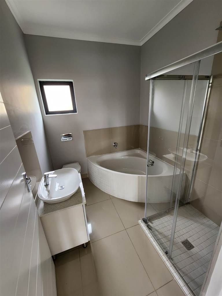 4 Bedroom Property for Sale in Palm Lakes Estate KwaZulu-Natal