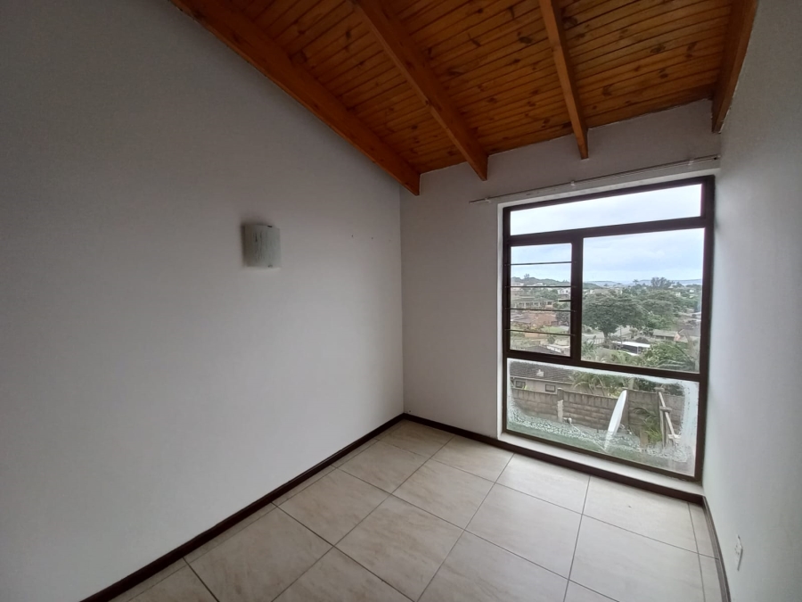 2 Bedroom Property for Sale in Woodhaven KwaZulu-Natal