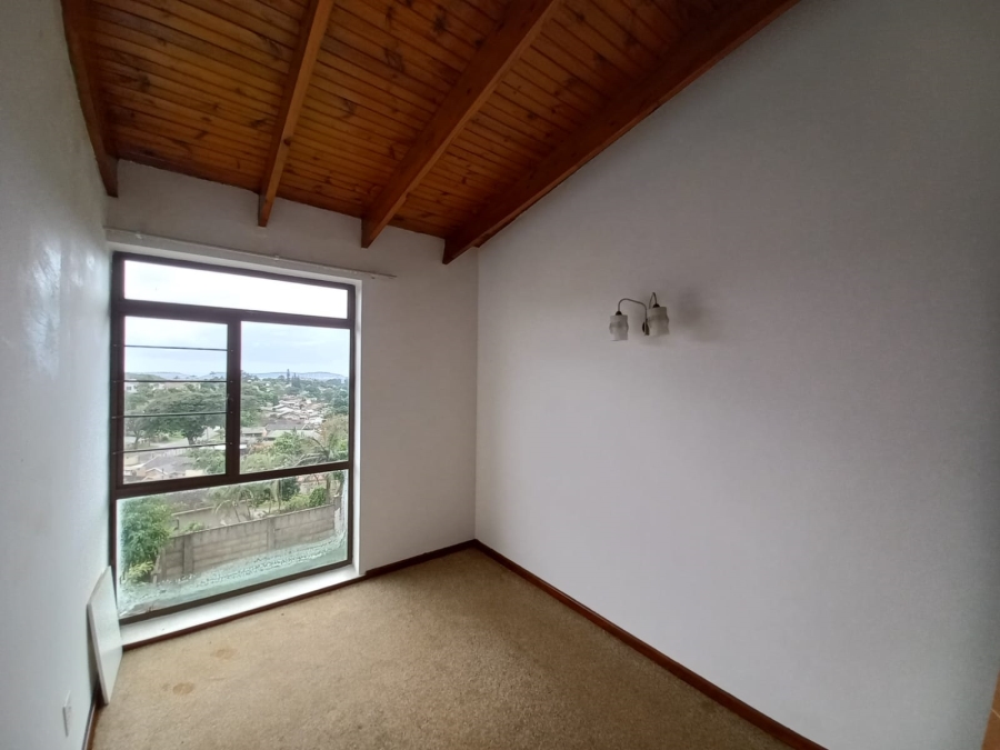2 Bedroom Property for Sale in Woodhaven KwaZulu-Natal