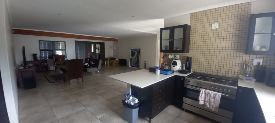 11 Bedroom Property for Sale in Waterfall KwaZulu-Natal