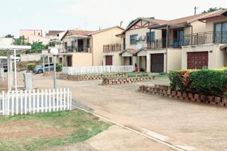 3 Bedroom Property for Sale in Northcroft KwaZulu-Natal