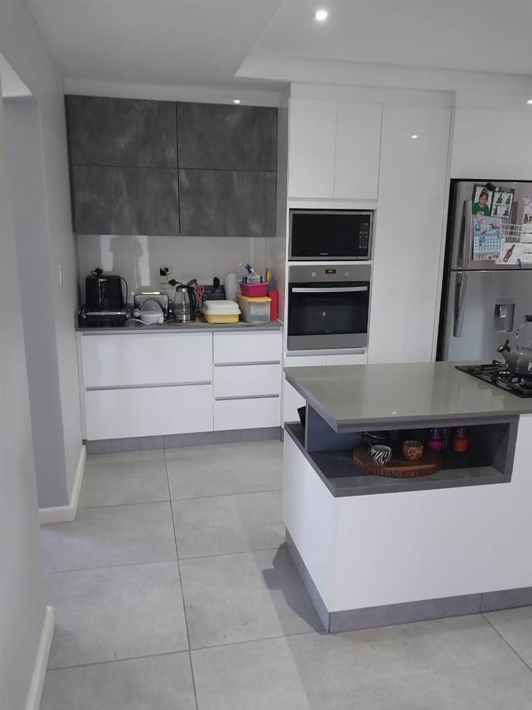 3 Bedroom Property for Sale in Palm Lakes Estate KwaZulu-Natal