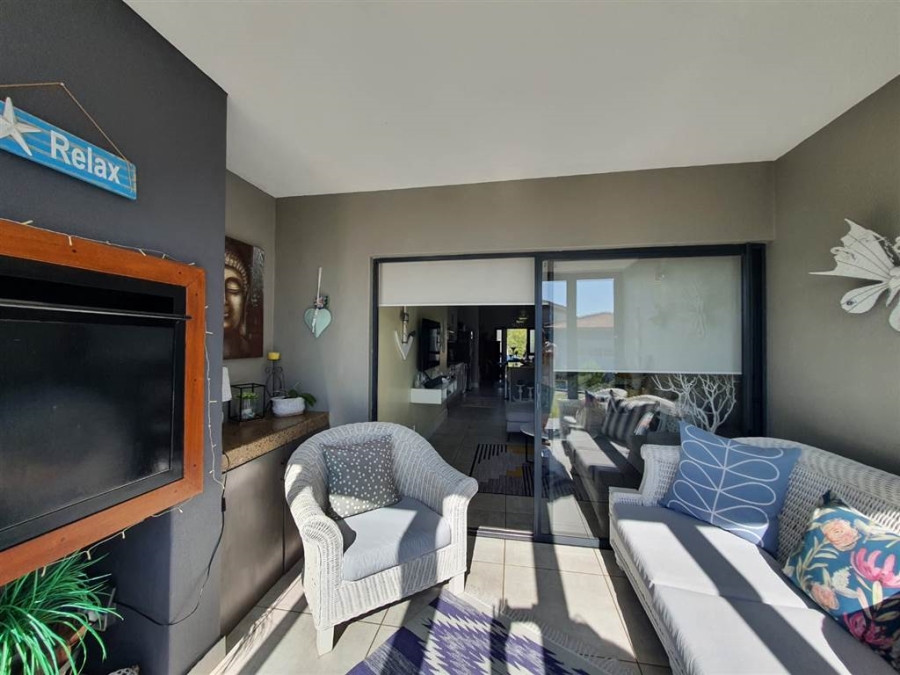 3 Bedroom Property for Sale in Palm Lakes Estate KwaZulu-Natal