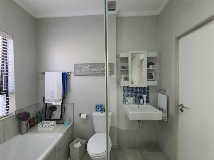 3 Bedroom Property for Sale in Palm Lakes Estate KwaZulu-Natal