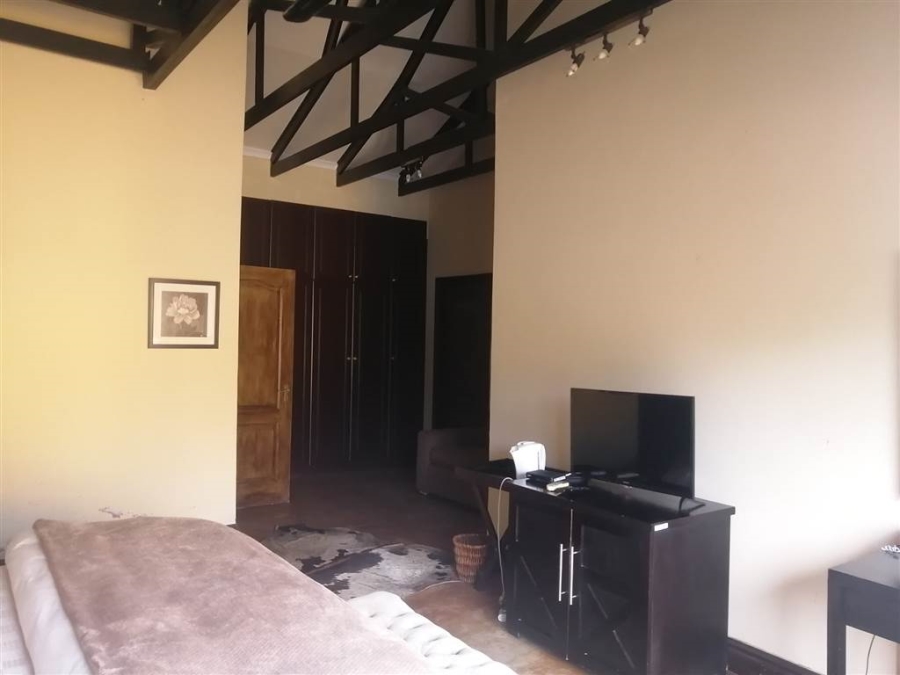 10 Bedroom Property for Sale in La Lucia KwaZulu-Natal