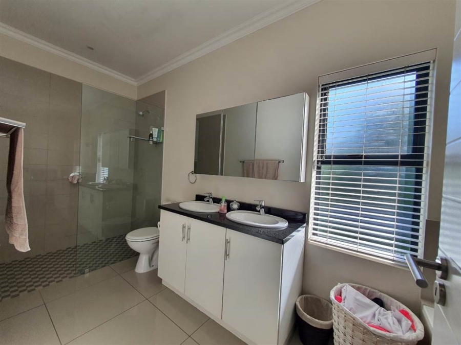 4 Bedroom Property for Sale in Palm Lakes Estate KwaZulu-Natal
