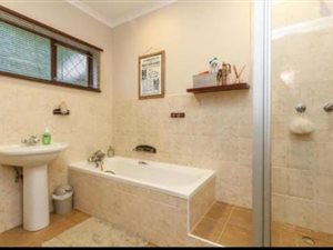 3 Bedroom Property for Sale in Glenmore KwaZulu-Natal