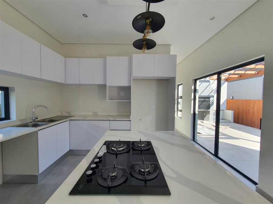 3 Bedroom Property for Sale in Palm Lakes Estate KwaZulu-Natal
