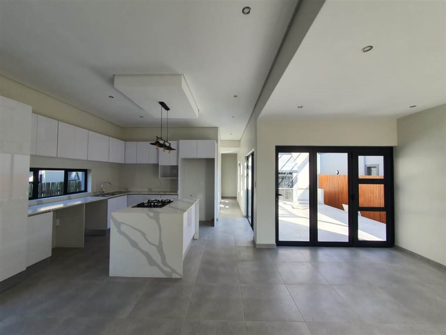 3 Bedroom Property for Sale in Palm Lakes Estate KwaZulu-Natal