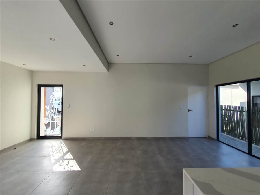 3 Bedroom Property for Sale in Palm Lakes Estate KwaZulu-Natal