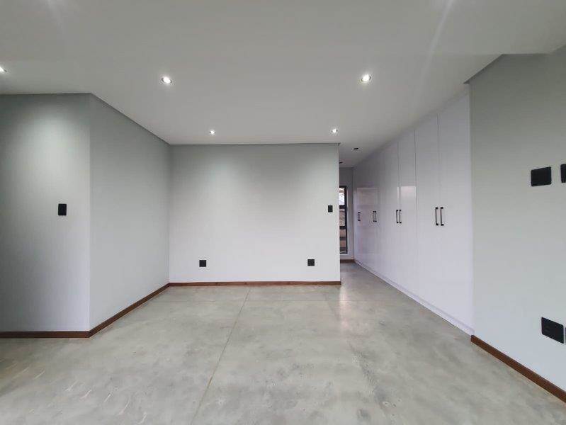 4 Bedroom Property for Sale in Palm Lakes Estate KwaZulu-Natal