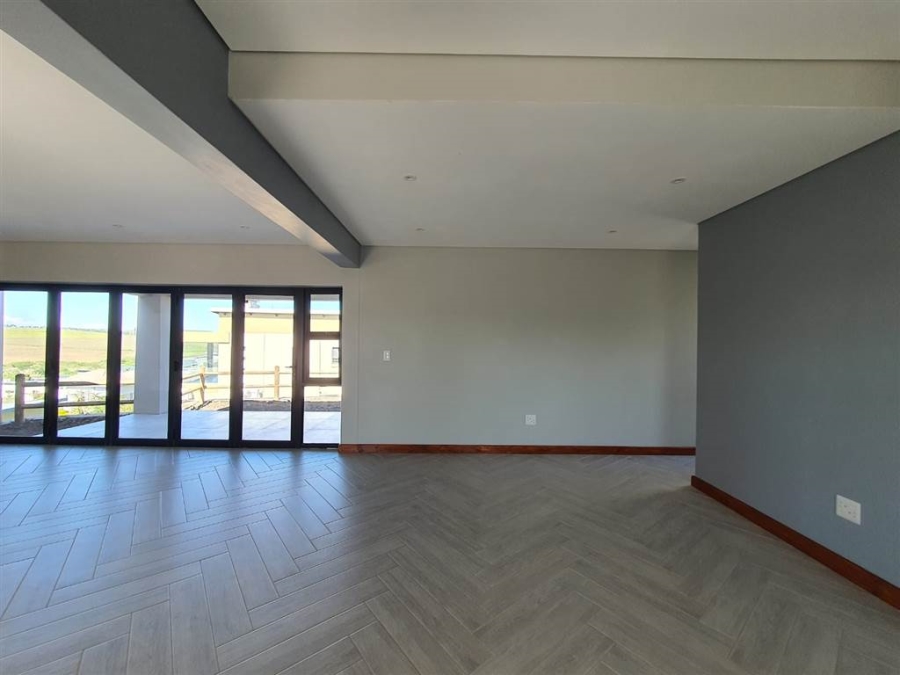 4 Bedroom Property for Sale in Palm Lakes Estate KwaZulu-Natal