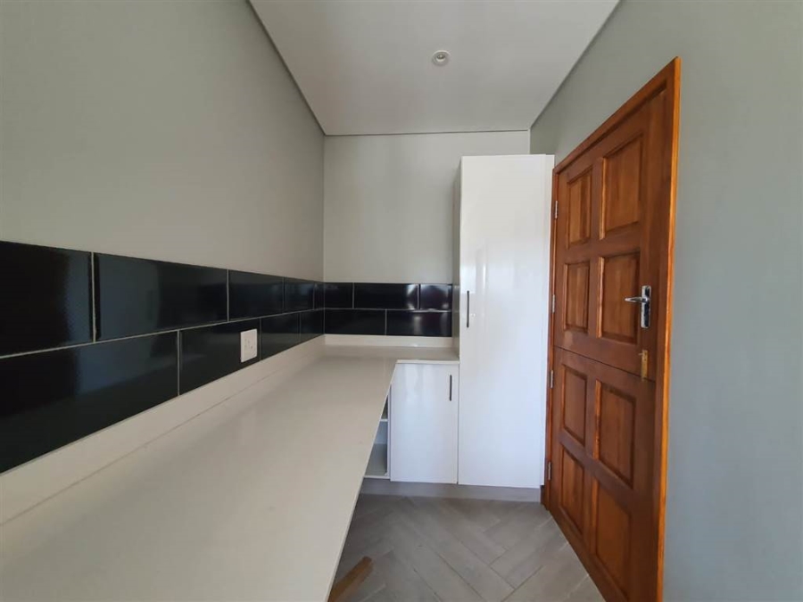 4 Bedroom Property for Sale in Palm Lakes Estate KwaZulu-Natal